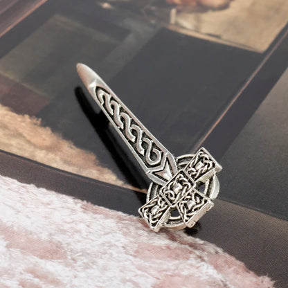 Outlander Jewelry Brooch Scotland Thistle Sword Brooch Pins With Fashion CelticKnot Kilt Brooch Outlander Jewelry For Men Women