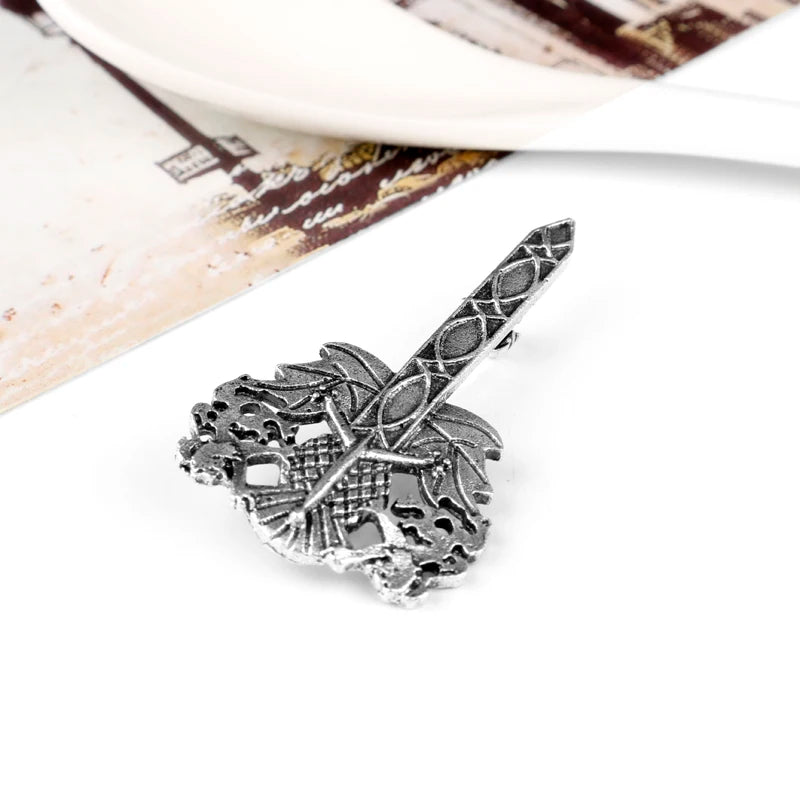 Outlander Jewelry Brooch Scotland Thistle Sword Brooch Pins With Fashion CelticKnot Kilt Brooch Outlander Jewelry For Men Women