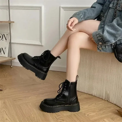 Autumn Lace-up Women Boots Casual Punk Shoes Woman Leather Chelsea Female Goth Shoes Motorcycle Platform Women's Boots