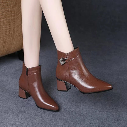 Pointed Toe Snow Ankle Boots for Women Crystal Mid Heels Shoes Retro Leather Chunky Boots Winter 2024 Trend Goth Zapatos Lady