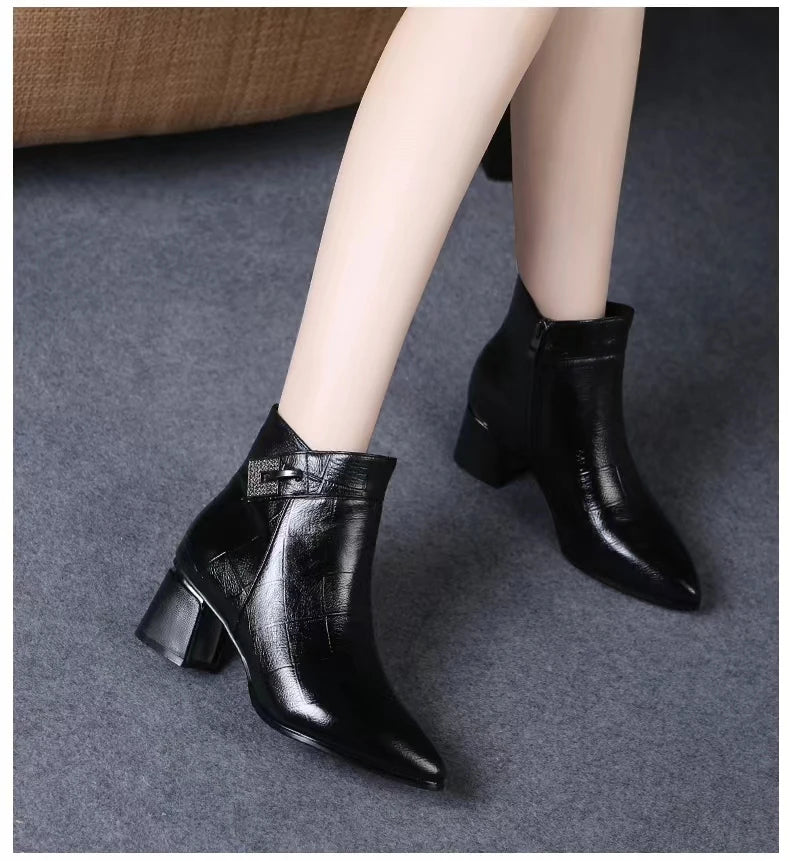 Pointed Toe Snow Ankle Boots for Women Crystal Mid Heels Shoes Retro Leather Chunky Boots Winter 2024 Trend Goth Zapatos Lady