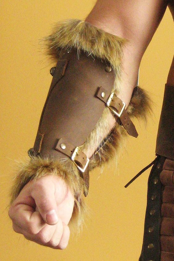 Medieval Viking Renaissance Vintage Fur Hand Guard Wristbands