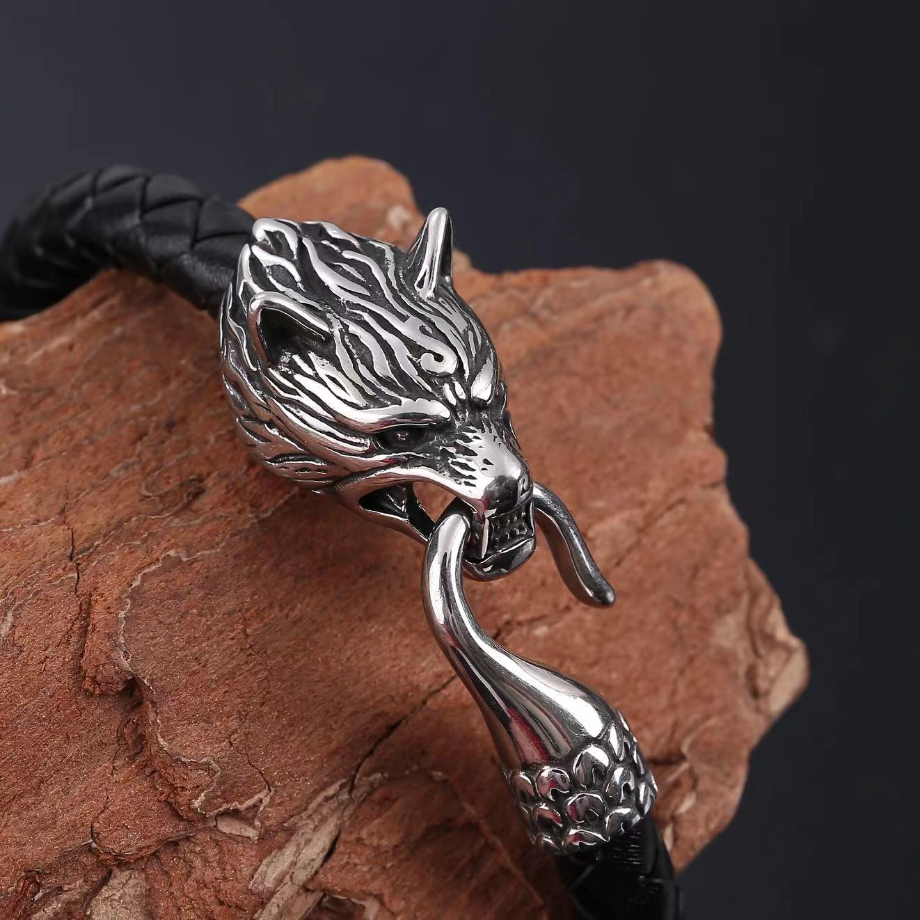 Viking Men's Stainless Steel Wolf Head Leather Bracelet